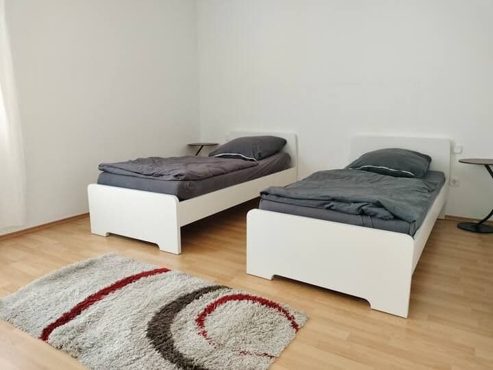 K-4 - Gemütliche, möblierte 2,5-Zimmer Wohnung mit Balkon Bild 2