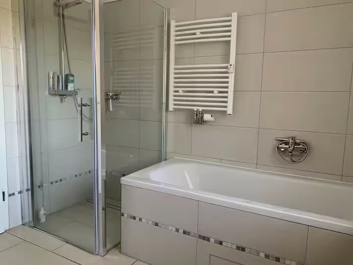 T-2 - großzügiges Apartment in Trebur Bild 5