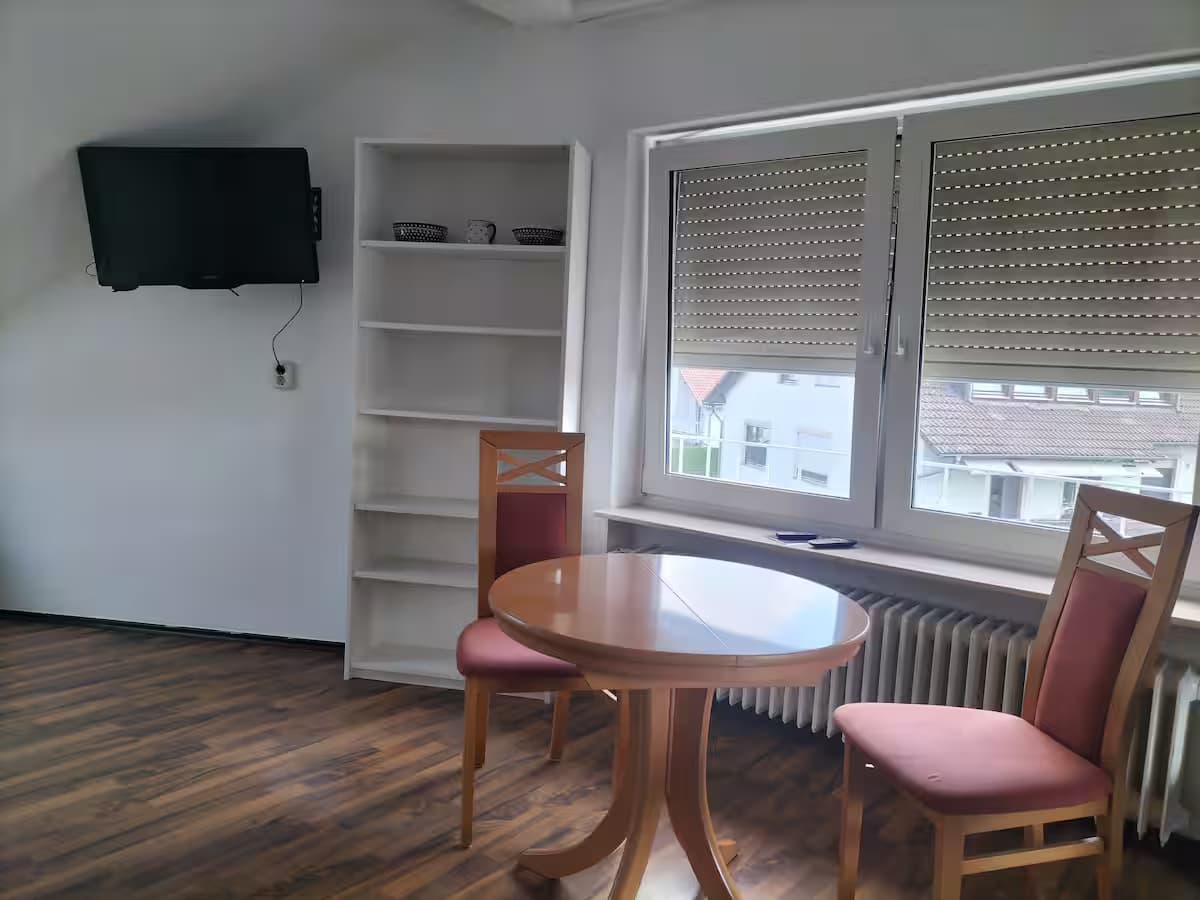 K-5 - Gemütliche, möblierte Studio Wohnung