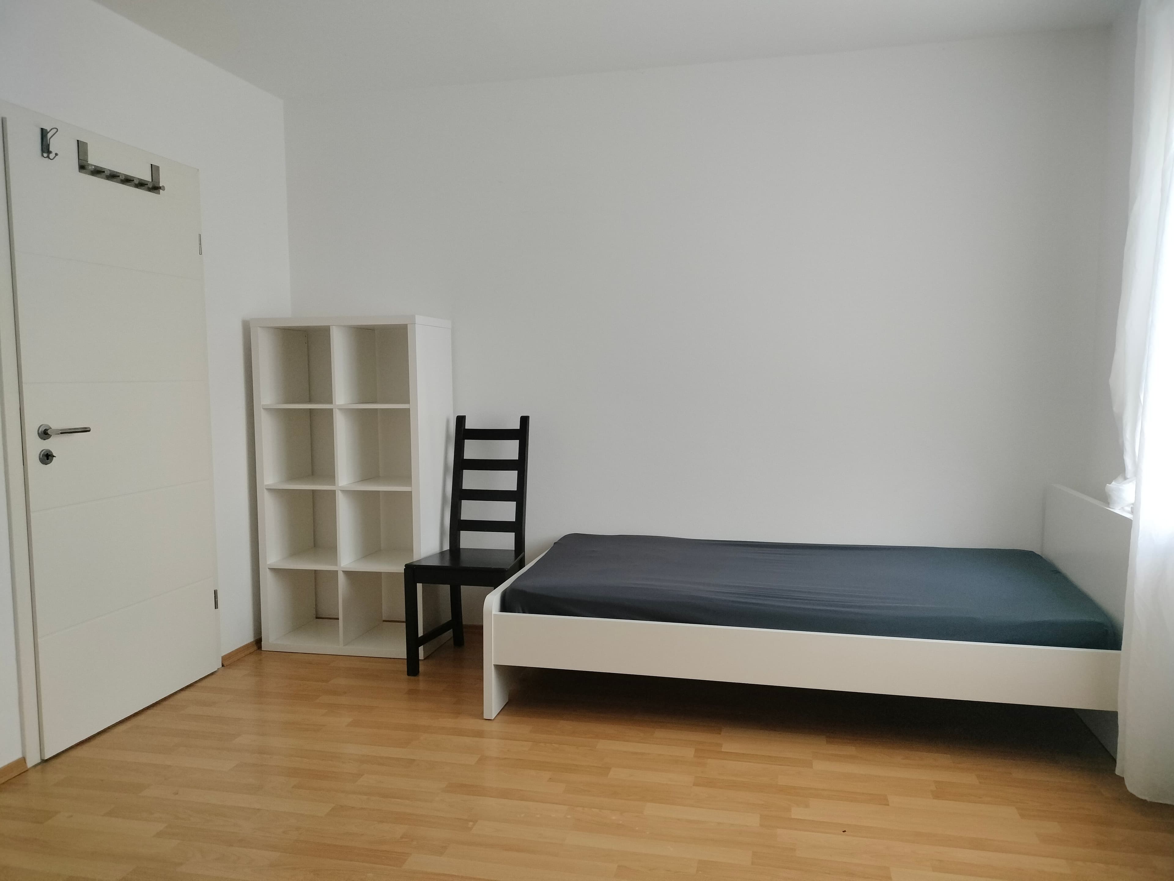 K-2 - großzügige, möblierte 3-Zimmer Wohnung mit Balkon Bild 6